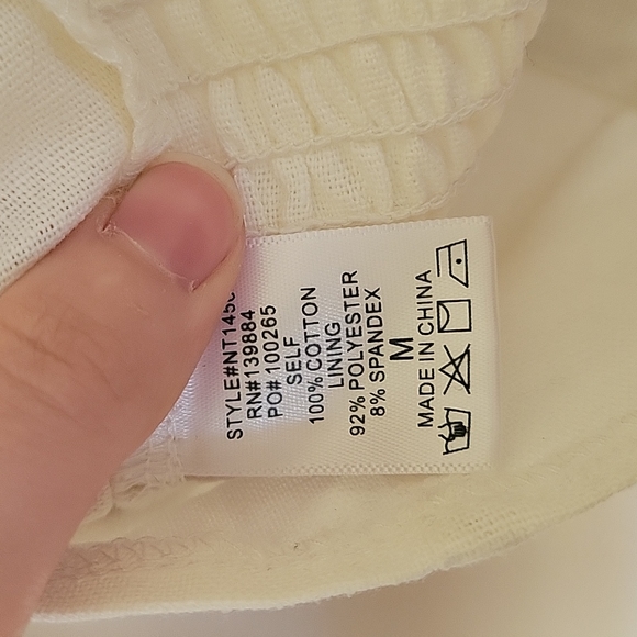 White Cotton Crop Top - Picture 4 of 4